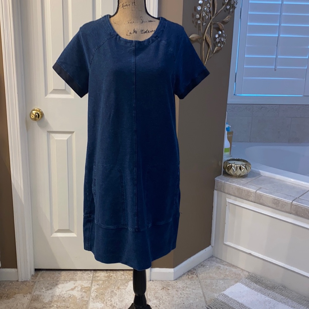 Womens large max Jean dress- barely worn- excellent condition- smoke free home